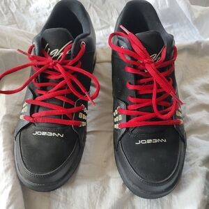 Nike Jordan Black Athletic Shoes Red Laces Flight Vintage 2013